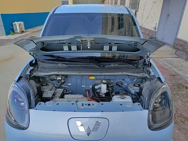Wuling Hongguang Mini EV — Фото автомобиля 19
