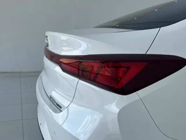 Changan Eado — Фото автомобиля 8