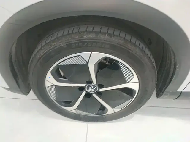 BYD Yuan PLUS — Фото автомобиля 22