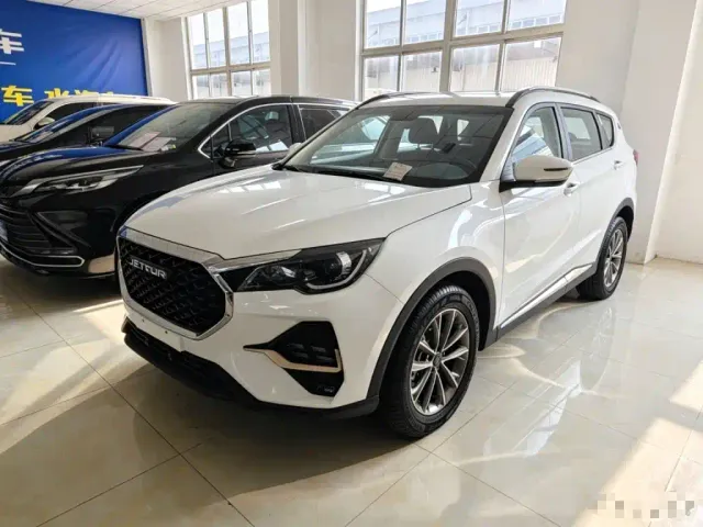Фотография автомобиля — Jetour X70