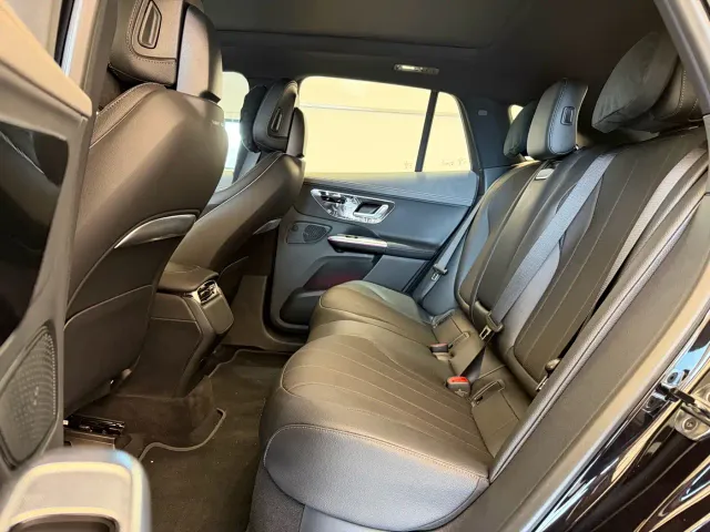 Mercedes-Benz EQE SUV — Фото автомобиля 16
