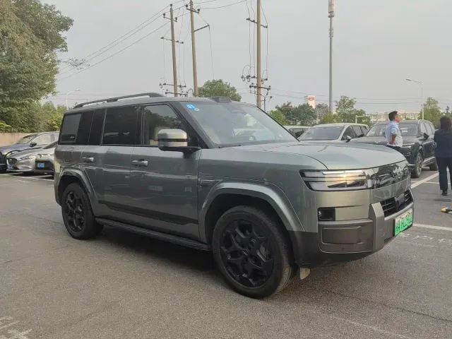 BYD FangChengBao Titanium 7 — Фото автомобиля 3