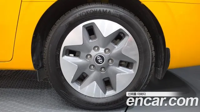 Hyundai Staria — Фото автомобиля 6