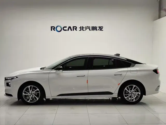 Ford Mondeo — Фото автомобиля 3