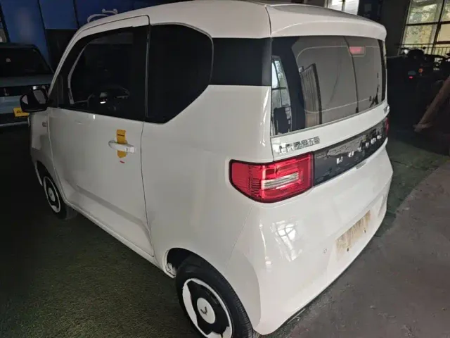 Wuling Hongguang Mini EV — Фото автомобиля 4