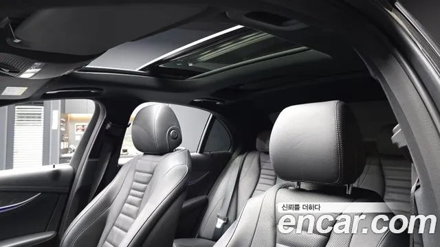 Mercedes-Benz E-Class W213 — Фото автомобиля 18