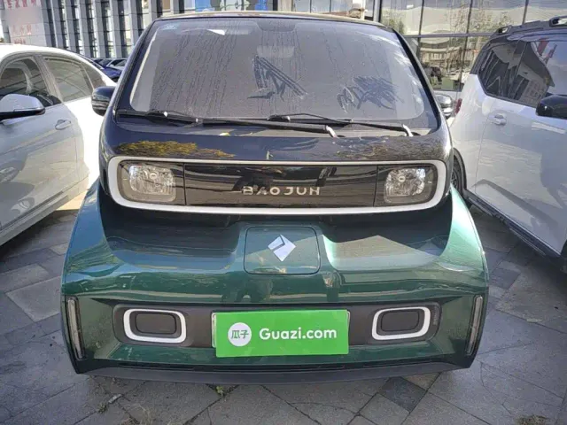 Baojun KiWi EV — Фото автомобиля 2