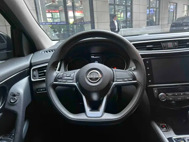 Nissan Qashqai — Фото автомобиля 11