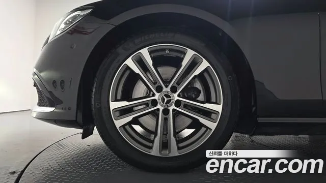 Mercedes-Benz E-Class W213 — Фото автомобиля 5