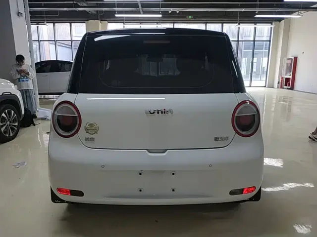 Changan Lumin — Фото автомобиля 5