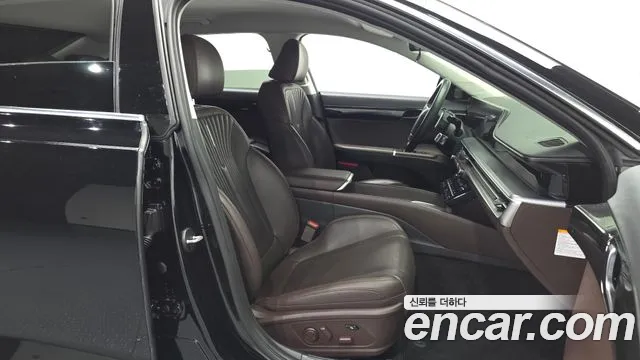 Hyundai Grandeur GN7 — Фото автомобиля 17
