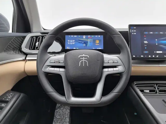 BYD Song Pro — Фото автомобиля 11