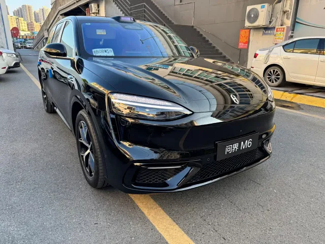 Aito M6 — Фото автомобиля 3