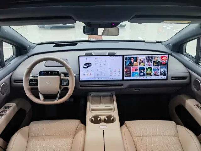 Li Auto i6 — Фото автомобиля 9