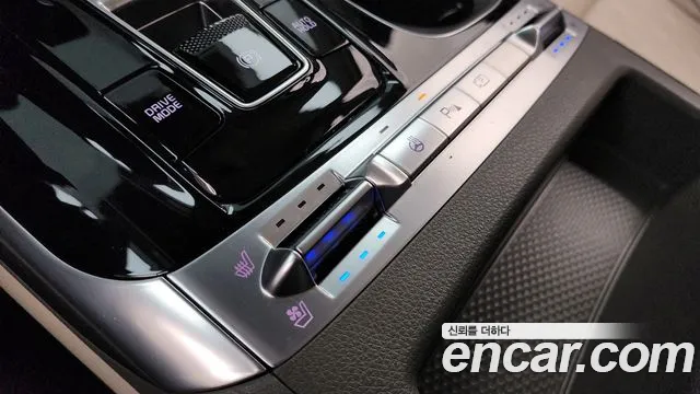 Kia Canival Carnival 4 поколение Бензин 9 мест Noblesse — Фото автомобиля 19