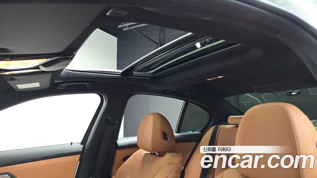 BMW 3-Series 3 серия (G20) 320i M Sport — Фото автомобиля 15