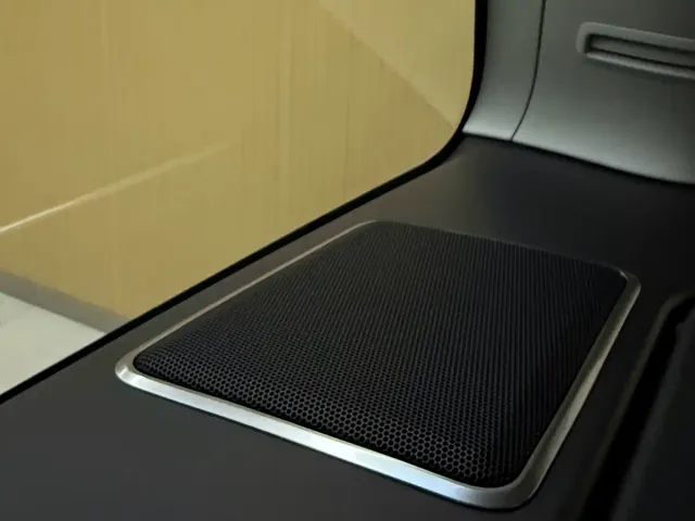 Land Rover Range Rover — Фото автомобиля 21