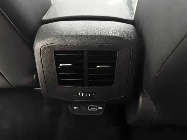 Volkswagen T-Cross — Фото автомобиля 17