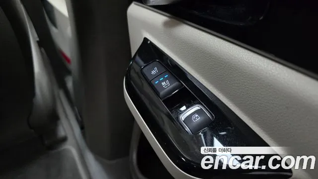 Kia Carnival — Фото автомобиля 29