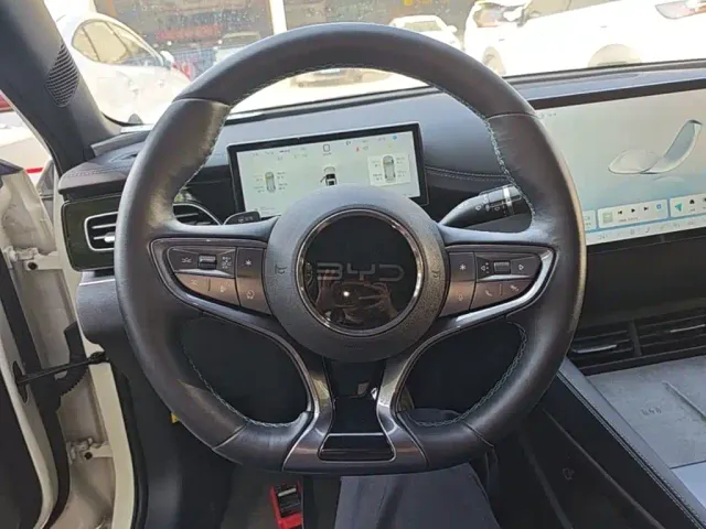 BYD Seal 06 — Фото автомобиля 10