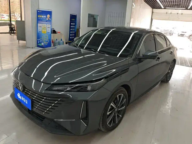 Фотография автомобиля — Changan Eado