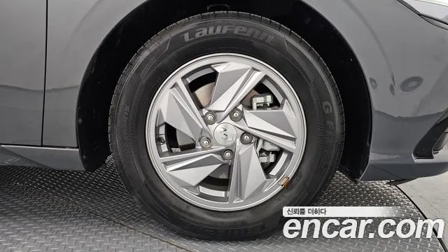 Hyundai AVANTE Новый Avante (CN7) — Фото автомобиля 5