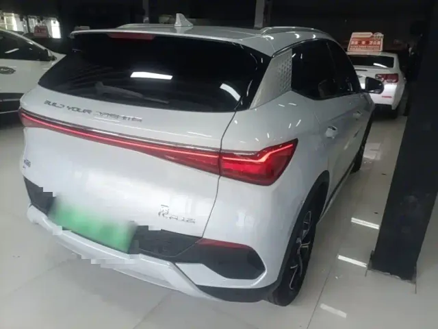 BYD Yuan PLUS — Фото автомобиля 6