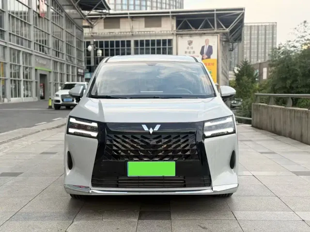 Wuling Starlight 730 — Фото автомобиля 2
