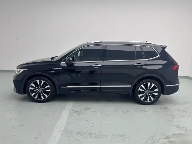 Volkswagen Tiguan L — Фото автомобиля 6