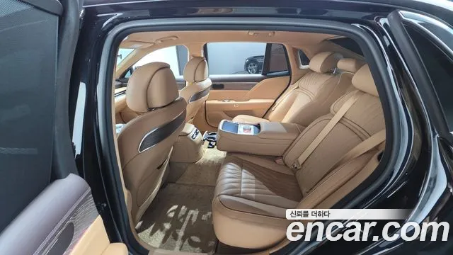 Genesis G90 RS4 — Фото автомобиля 16