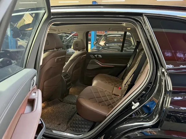 BMW X5 — Фото автомобиля 8
