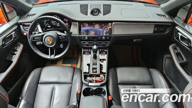 Porsche Macan — Фото автомобиля 7