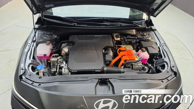 Hyundai Avante CN7 — Фото автомобиля 9
