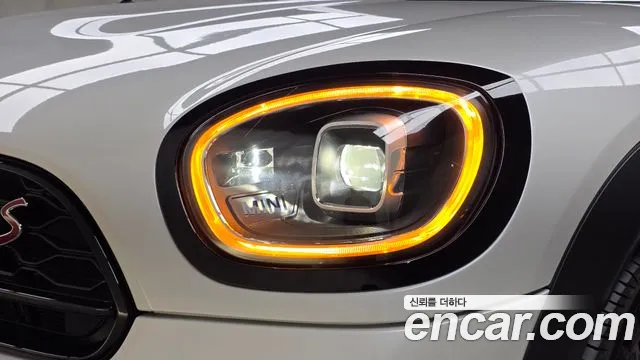 MINI Countryman — Фото автомобиля 7