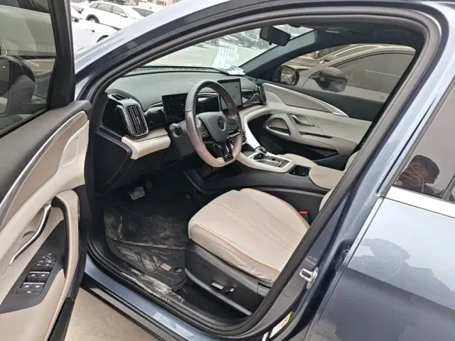 BYD Song Pro — Фото автомобиля 15