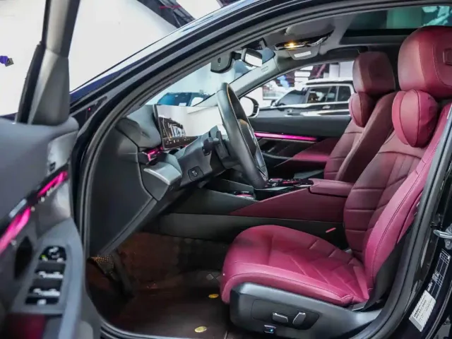 BMW 5 Series — Фото автомобиля 4