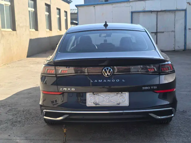 Volkswagen Lamando — Фото автомобиля 5