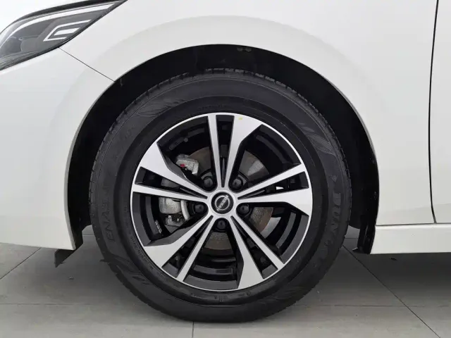 Nissan Sylphy — Фото автомобиля 17