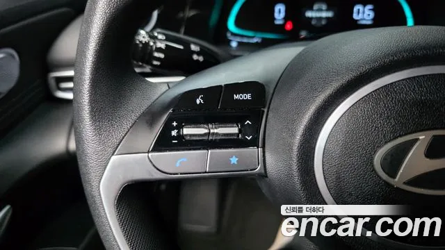 Hyundai AVANTE Новый Avante (CN7) — Фото автомобиля 25