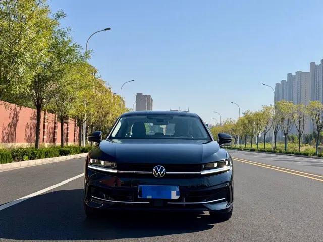 Volkswagen Magotan — Фото автомобиля 2