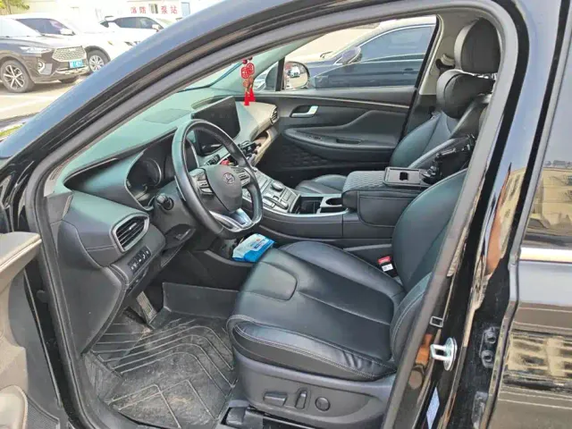 Hyundai Santa Fe — Фото автомобиля 9
