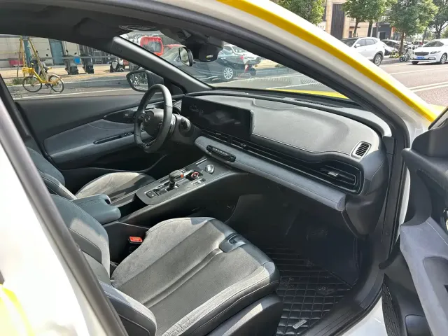 GAC Trumpchi Emkoo — Фото автомобиля 15