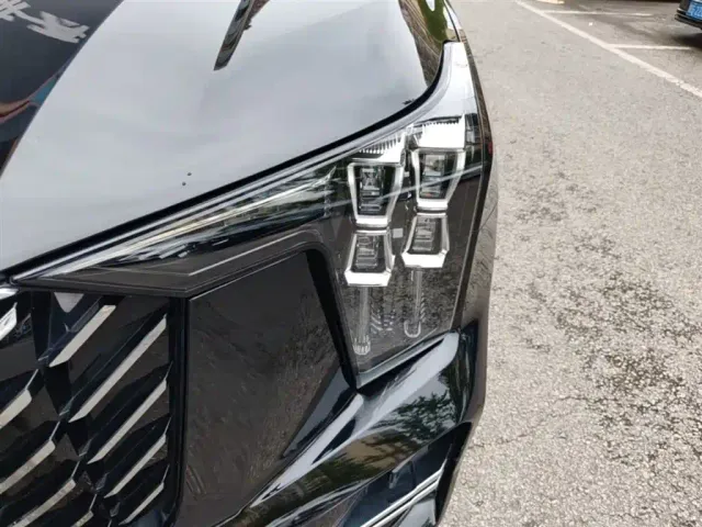GAC Trumpchi GS8 — Фото автомобиля 23