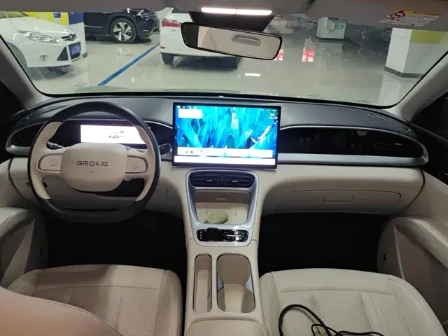 Geely Starry Wish — Фото автомобиля 12