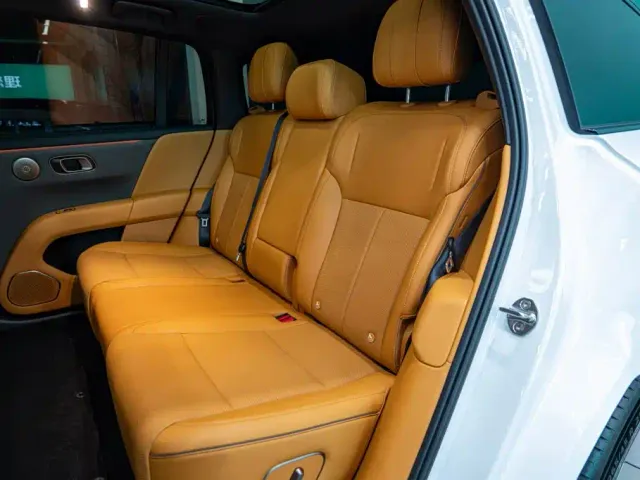 Li Auto i6 — Фото автомобиля 9