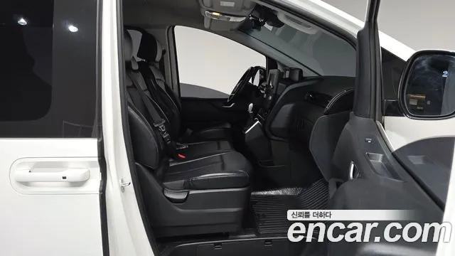 Hyundai Staria — Фото автомобиля 16