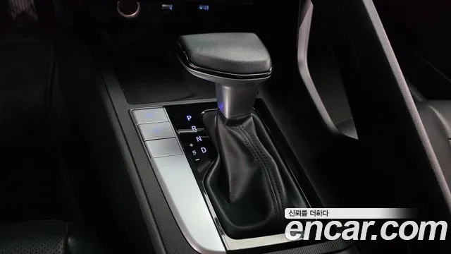 Hyundai Avante — Фото автомобиля 12