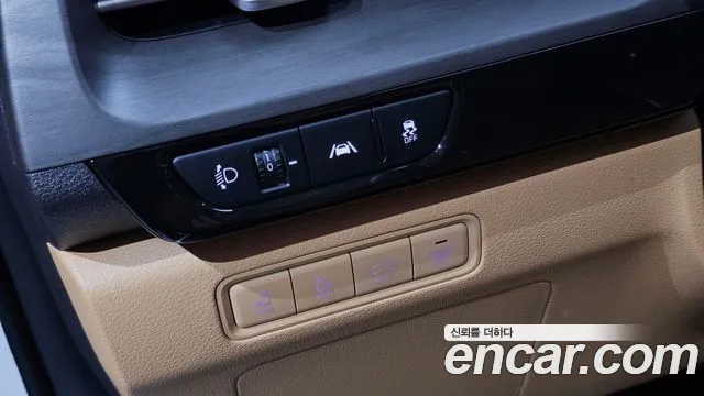 Kia Carnival 4th Gen — Фото автомобиля 26
