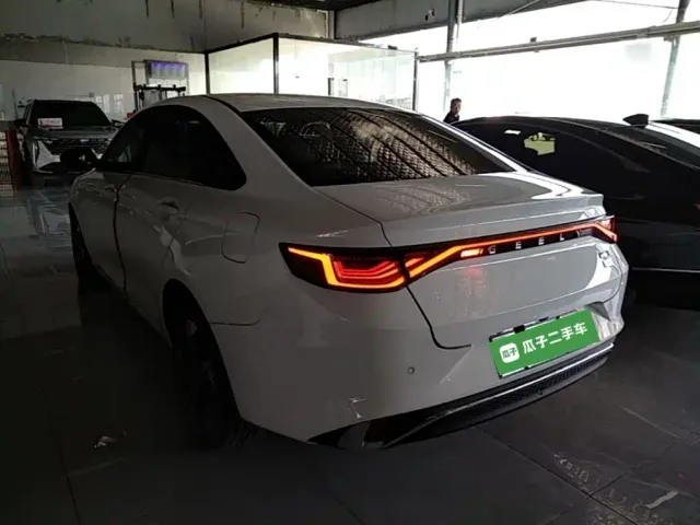 Geely Emgrand L — Фото автомобиля 4