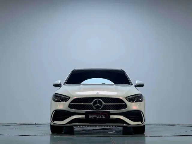 Mercedes-Benz C-Class — Фото автомобиля 3